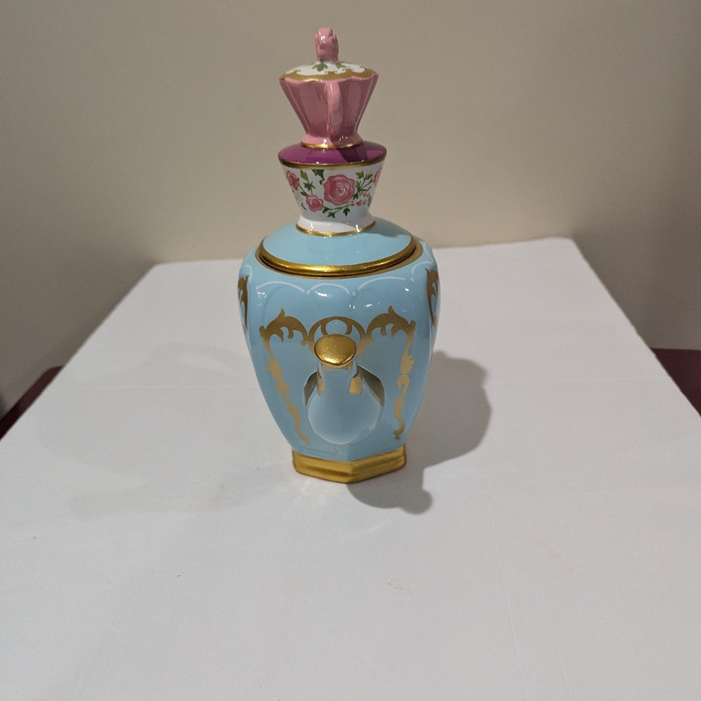 Alice In Wonderland, Elegant Blue and Gold Teapot with Pink Floral Lid 11"X9" - Picture 4 of 13